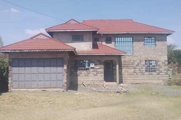 4 bedroom Almost Complete house in Kitengela for Sale